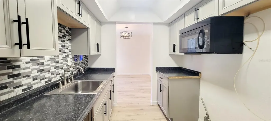 3775 40th Lane S St Petersburg FL 33711