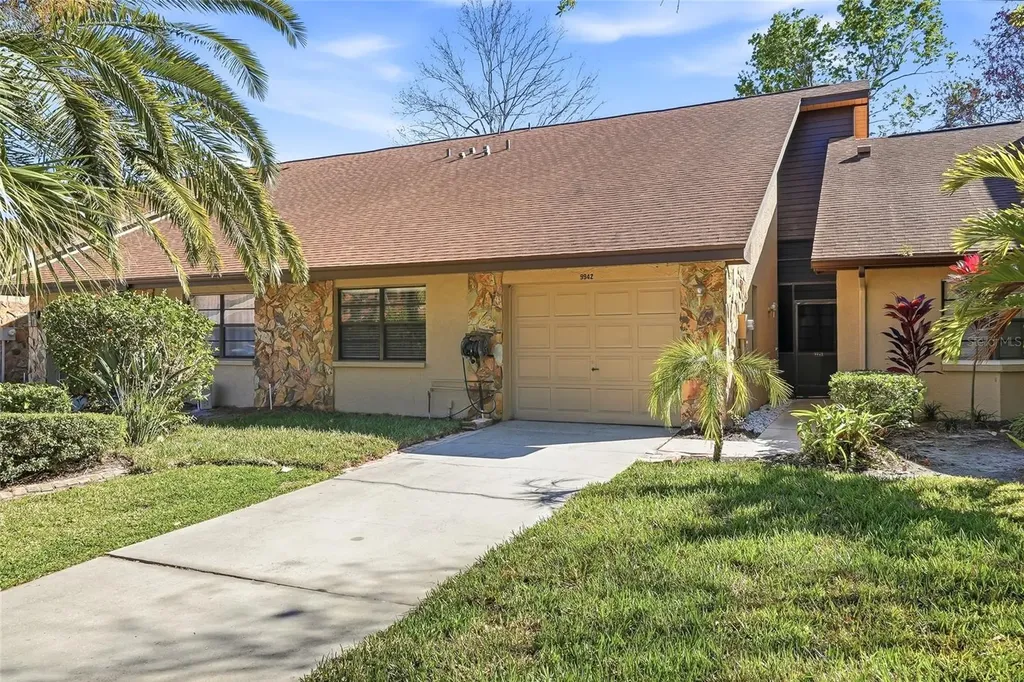 9942 Lake Seminole Drive W Largo FL 33773