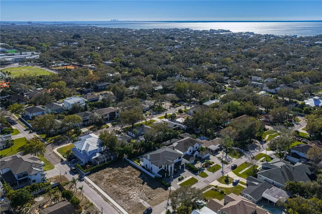 4304 W Jetton Avenue Tampa FL 33629