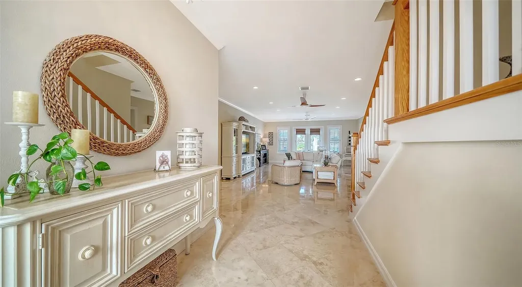 605 N Point Drive Holmes Beach FL 34217
