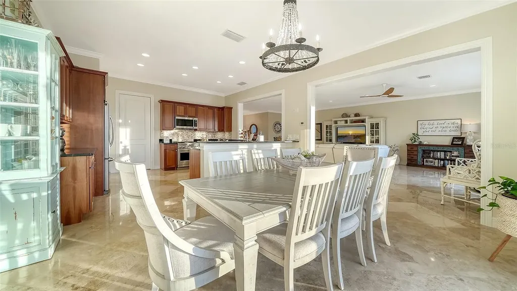 605 N Point Drive Holmes Beach FL 34217