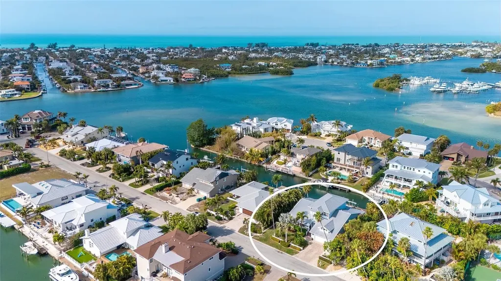 605 N Point Drive Holmes Beach FL 34217