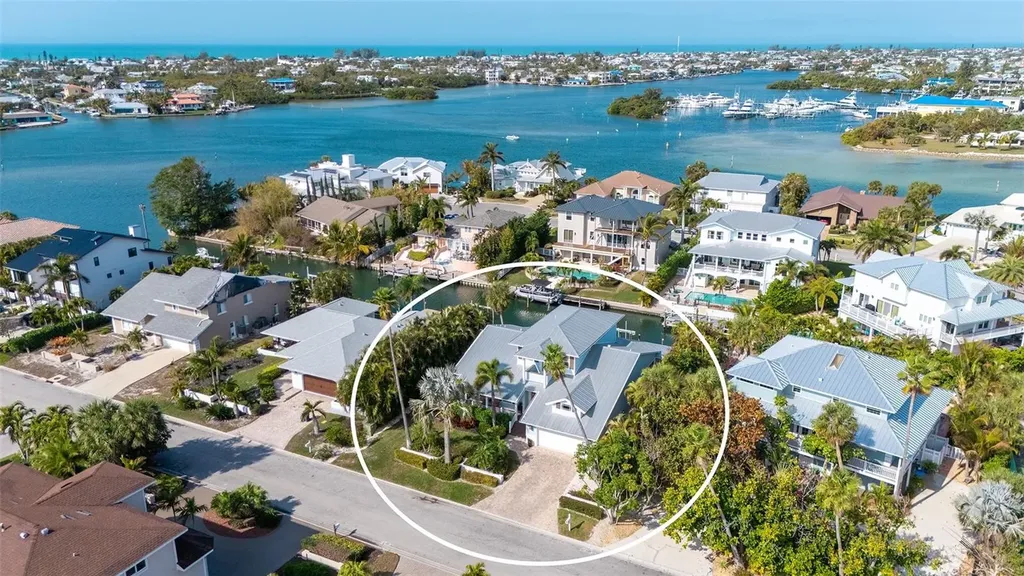 605 N Point Drive Holmes Beach FL 34217