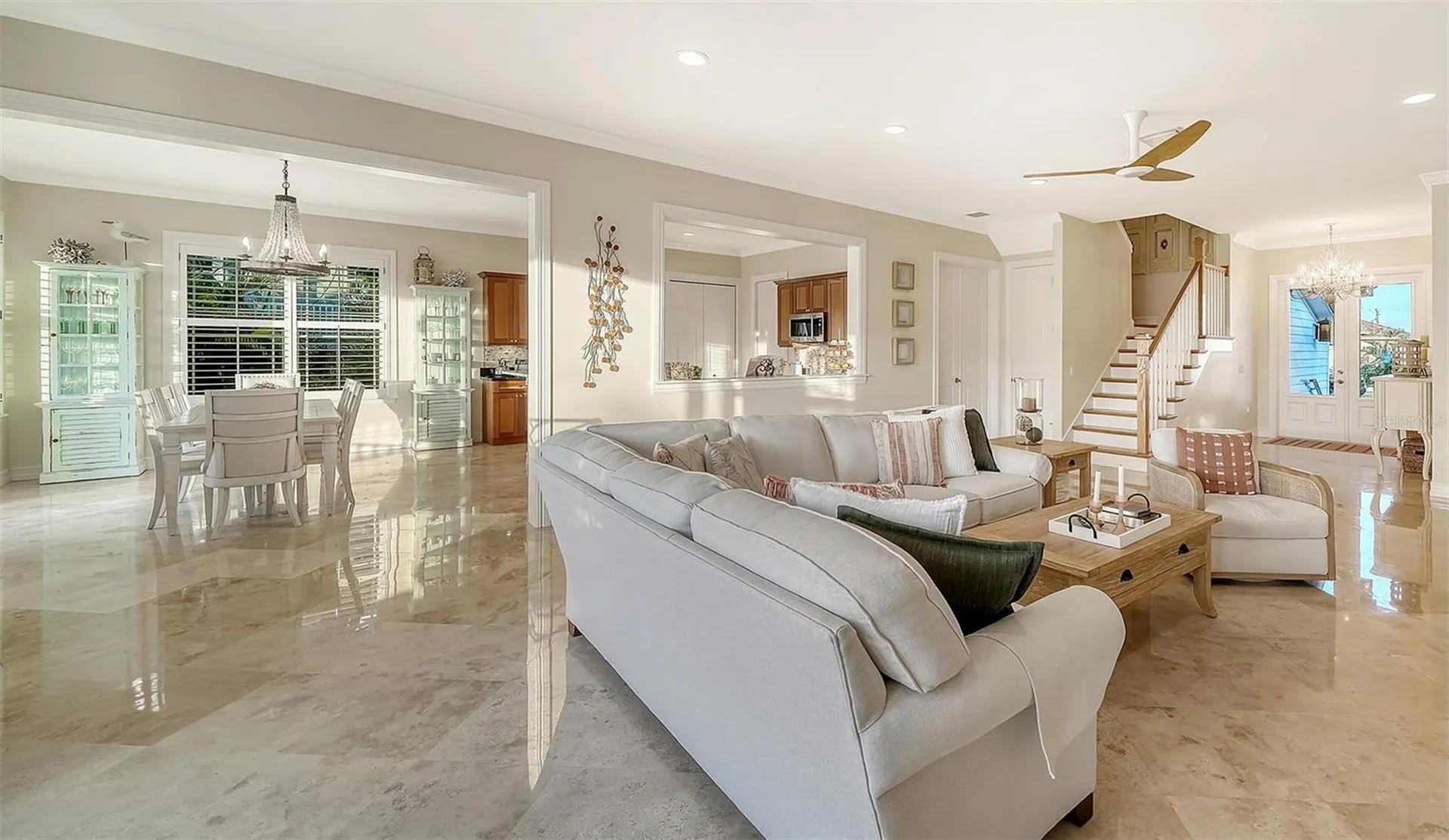 605 N Point Drive Holmes Beach FL 34217