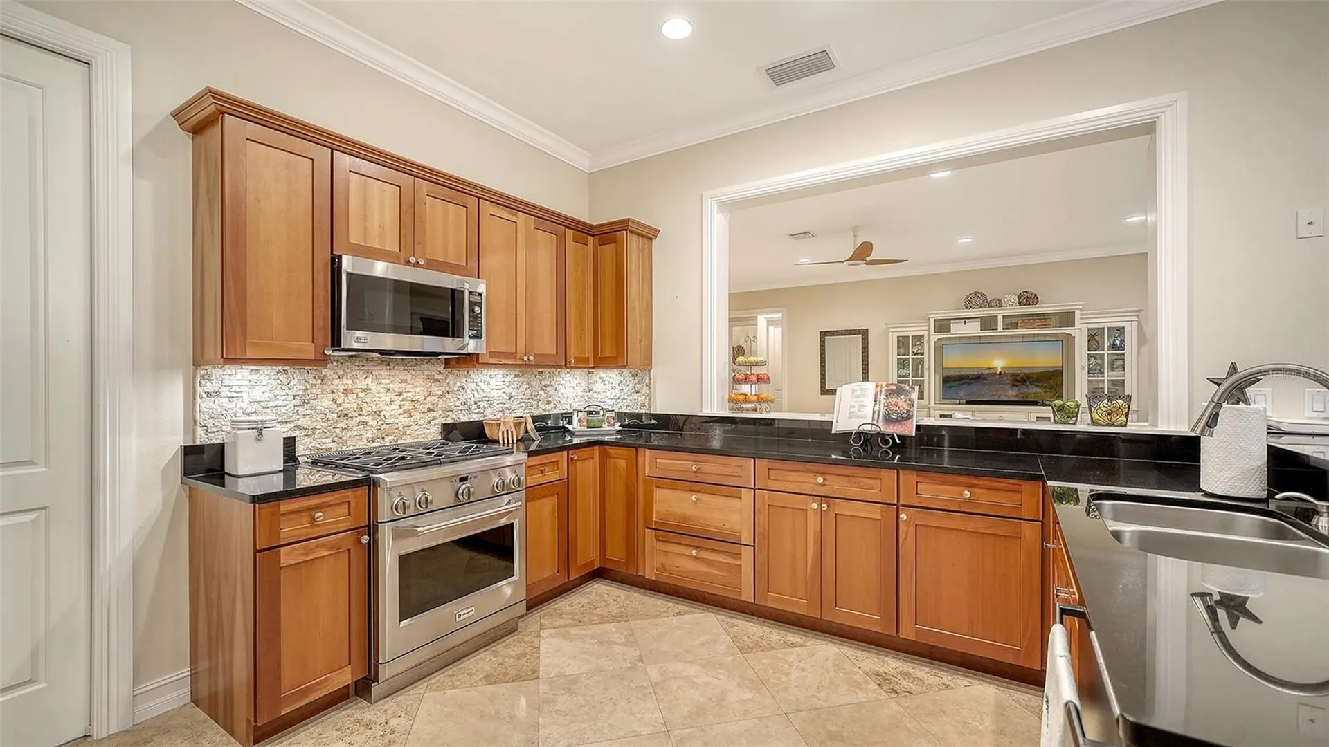 605 N Point Drive Holmes Beach FL 34217