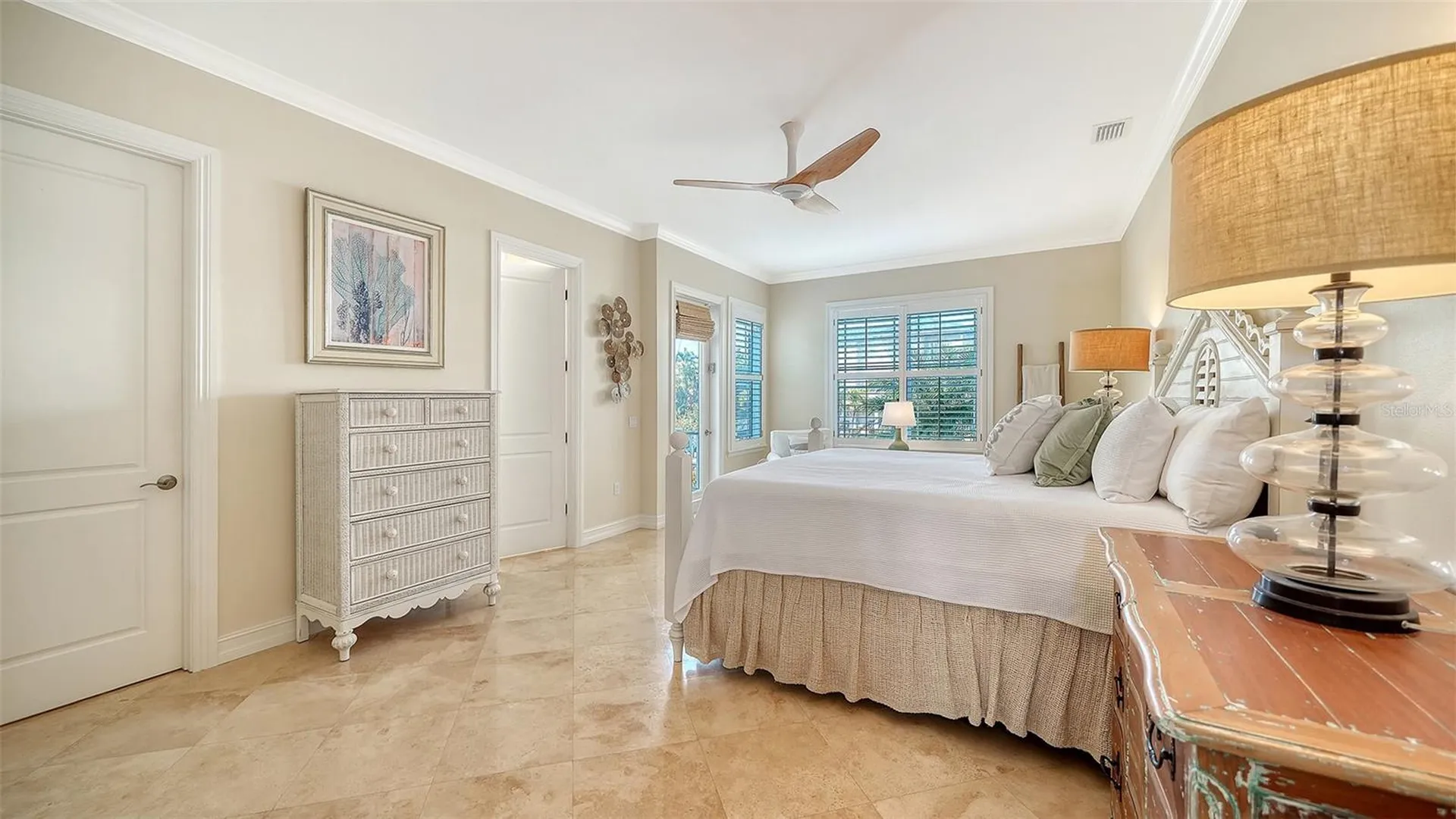 605 N Point Drive Holmes Beach FL 34217
