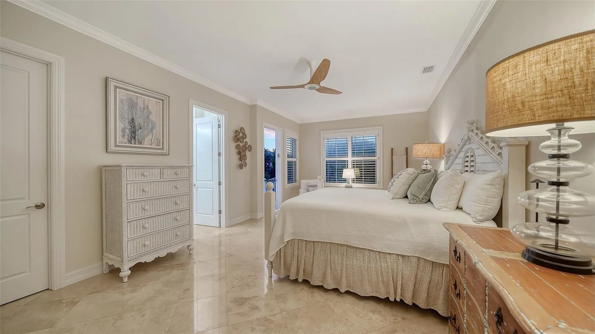605 N Point Drive Holmes Beach FL 34217