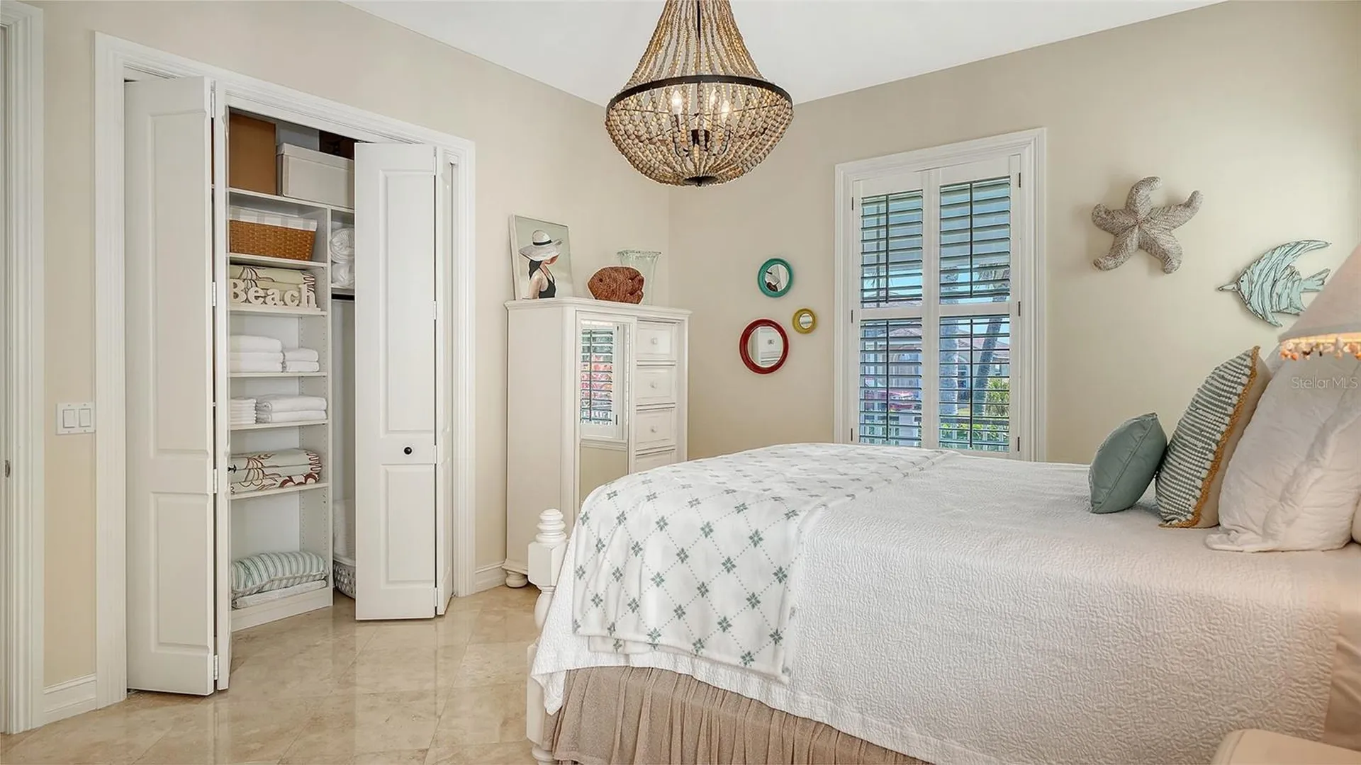 605 N Point Drive Holmes Beach FL 34217
