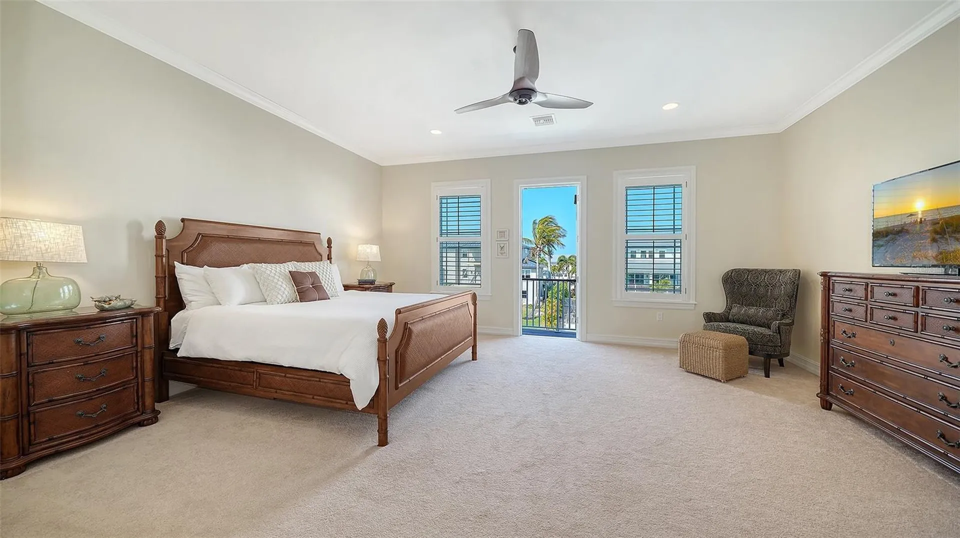605 N Point Drive Holmes Beach FL 34217