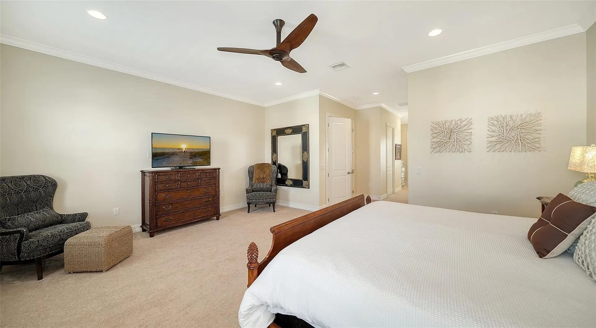 605 N Point Drive Holmes Beach FL 34217