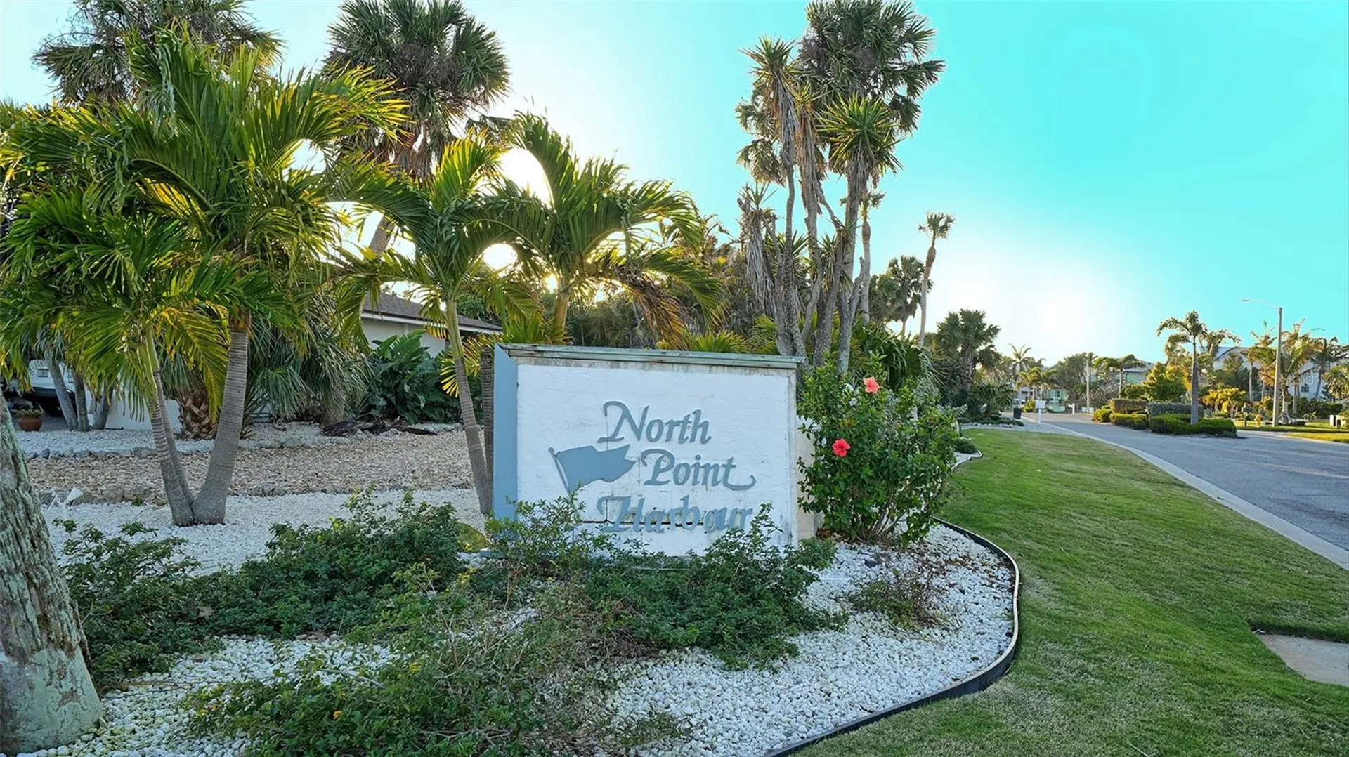 605 N Point Drive Holmes Beach FL 34217