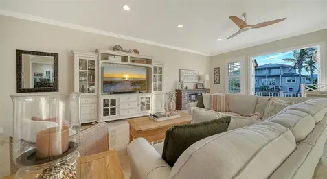 605 N Point Drive Holmes Beach FL 34217