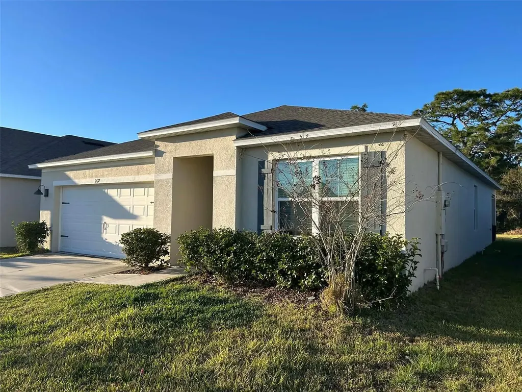 2612 Harmonia Hammock Road Harmony FL 34773
