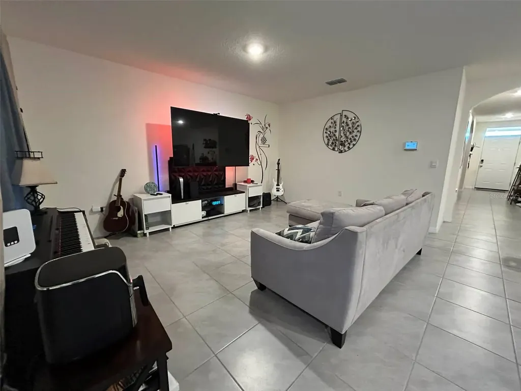 2612 Harmonia Hammock Road Harmony FL 34773