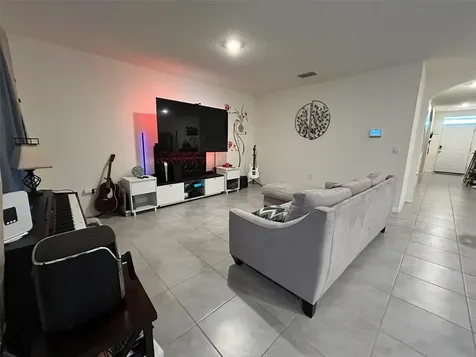 2612 Harmonia Hammock Road Harmony FL 34773
