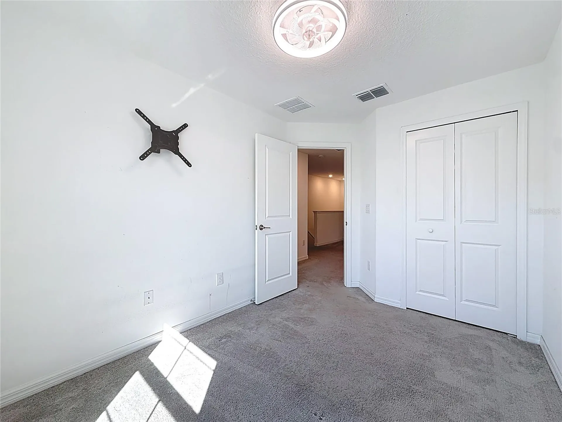 2578 Charlan Court Holiday FL 34690