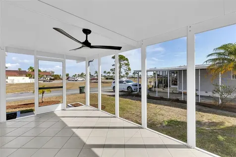 517 Los Altos North Port FL 34287