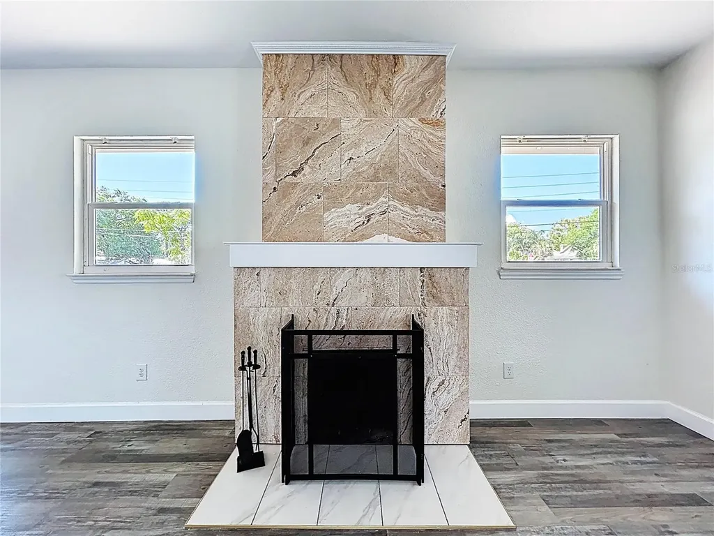 313 Jefferson Avenue S Oldsmar FL 34677