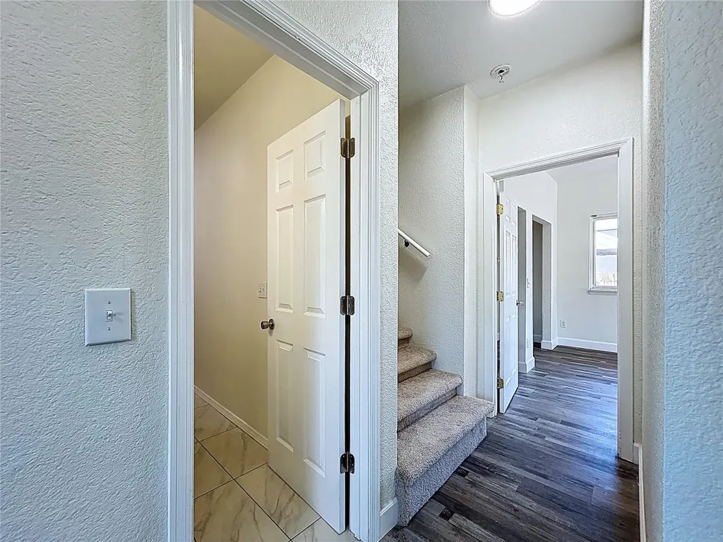 313 Jefferson Avenue S Oldsmar FL 34677