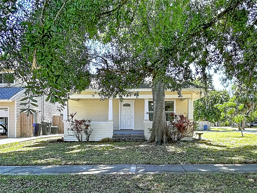 313 Jefferson Avenue S Oldsmar FL 34677