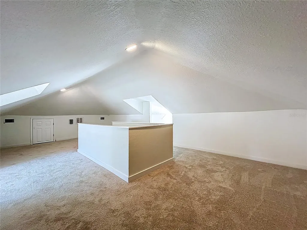 313 Jefferson Avenue S Oldsmar FL 34677