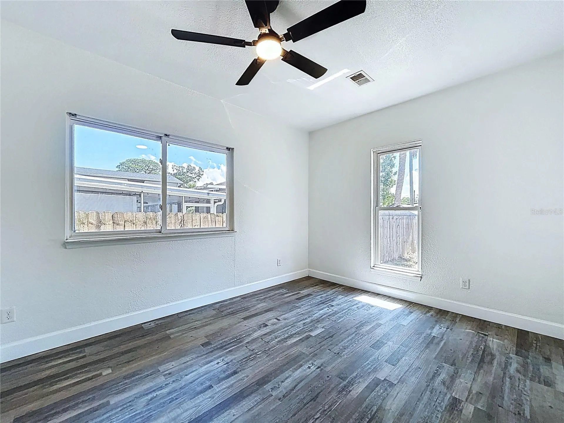 313 Jefferson Avenue S Oldsmar FL 34677