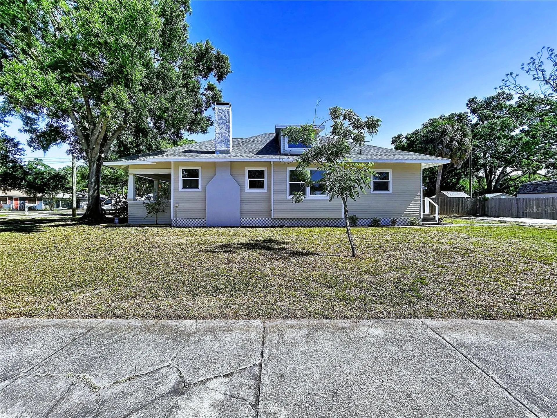 313 Jefferson Avenue S Oldsmar FL 34677