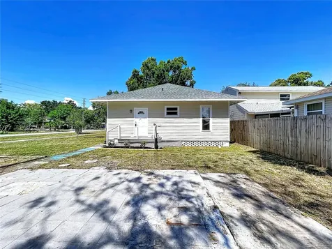 313 Jefferson Avenue S Oldsmar FL 34677