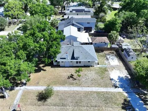313 Jefferson Avenue S Oldsmar FL 34677