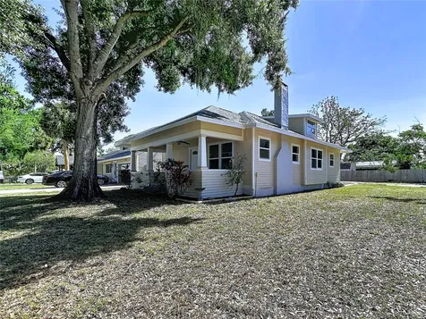313 Jefferson Avenue S Oldsmar FL 34677