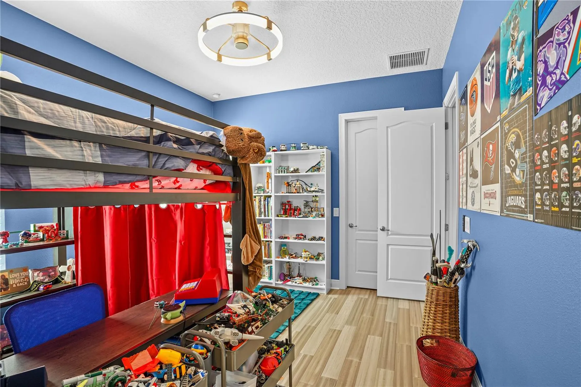 25863 Crossings Bluff Lane Sorrento FL 32776