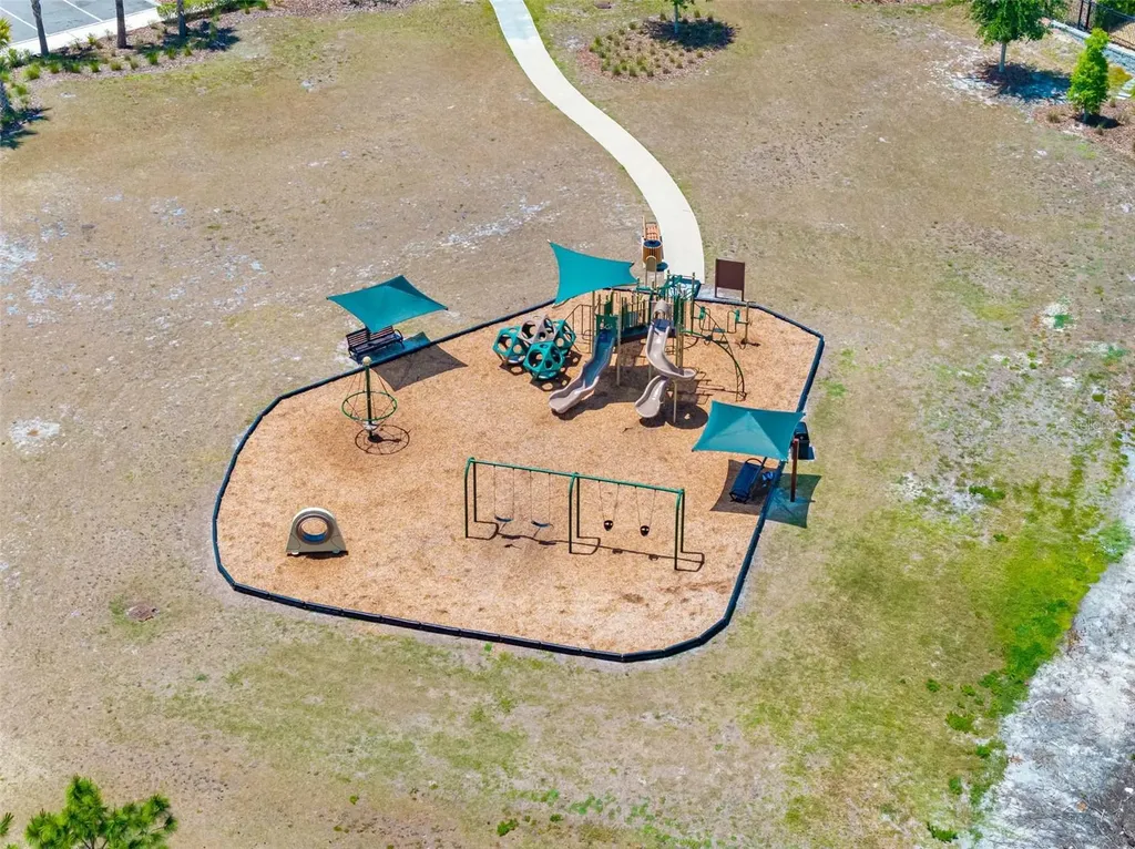 14868 Summer Branch Drive Lithia FL 33547