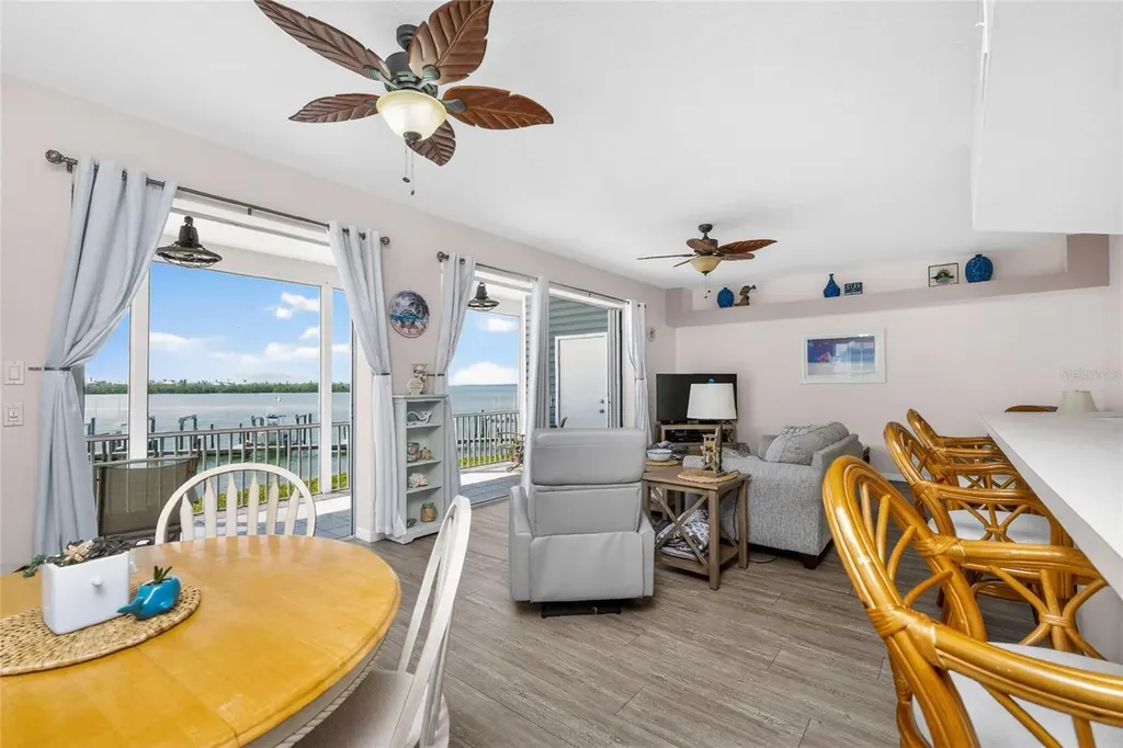 1390 Beach Road Englewood FL 34223