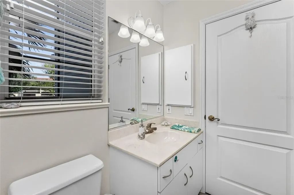 1390 Beach Road Englewood FL 34223