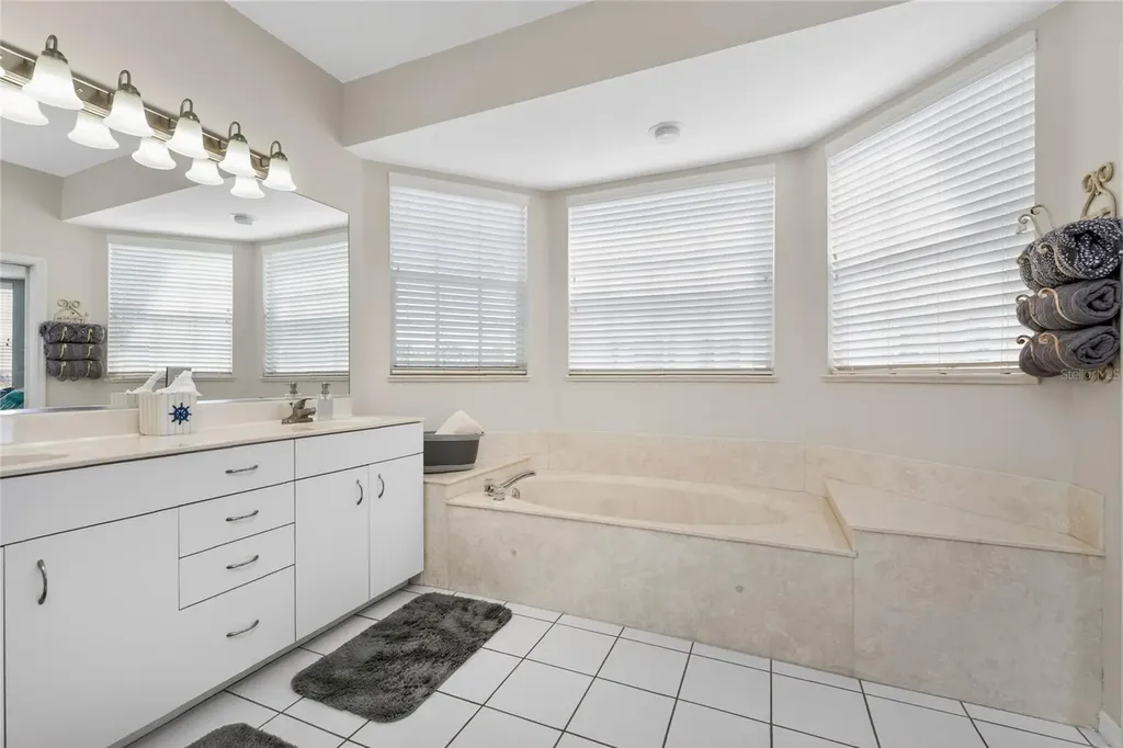 1390 Beach Road Englewood FL 34223