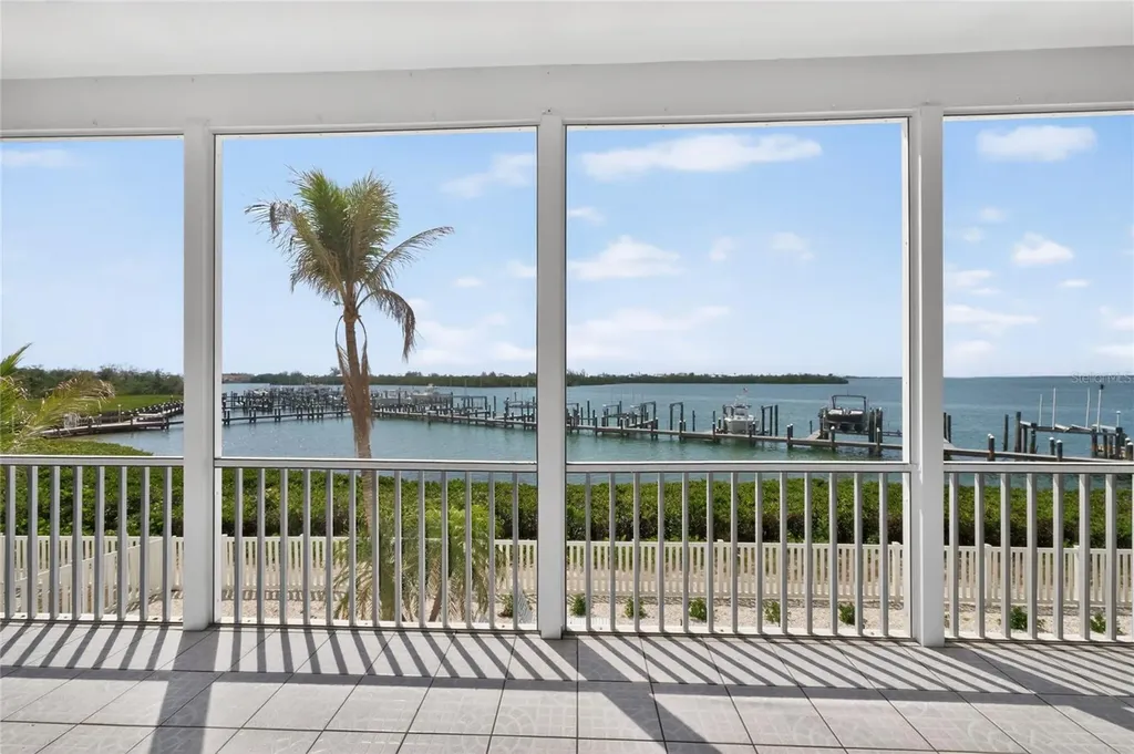 1390 Beach Road Englewood FL 34223