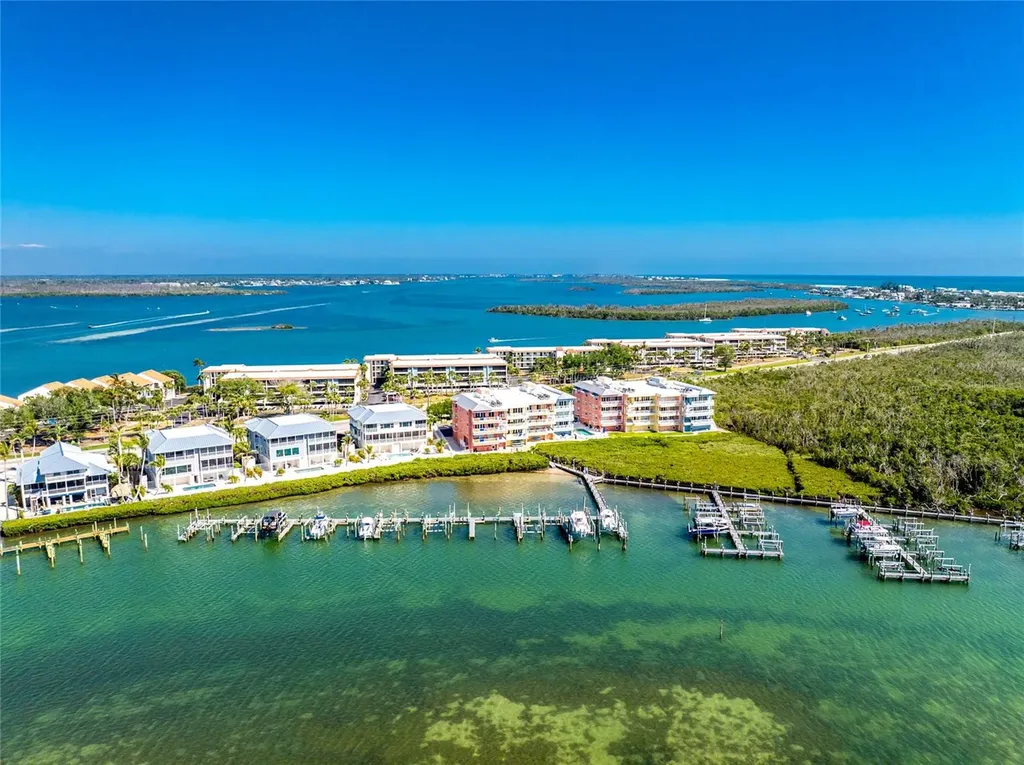 1390 Beach Road Englewood FL 34223