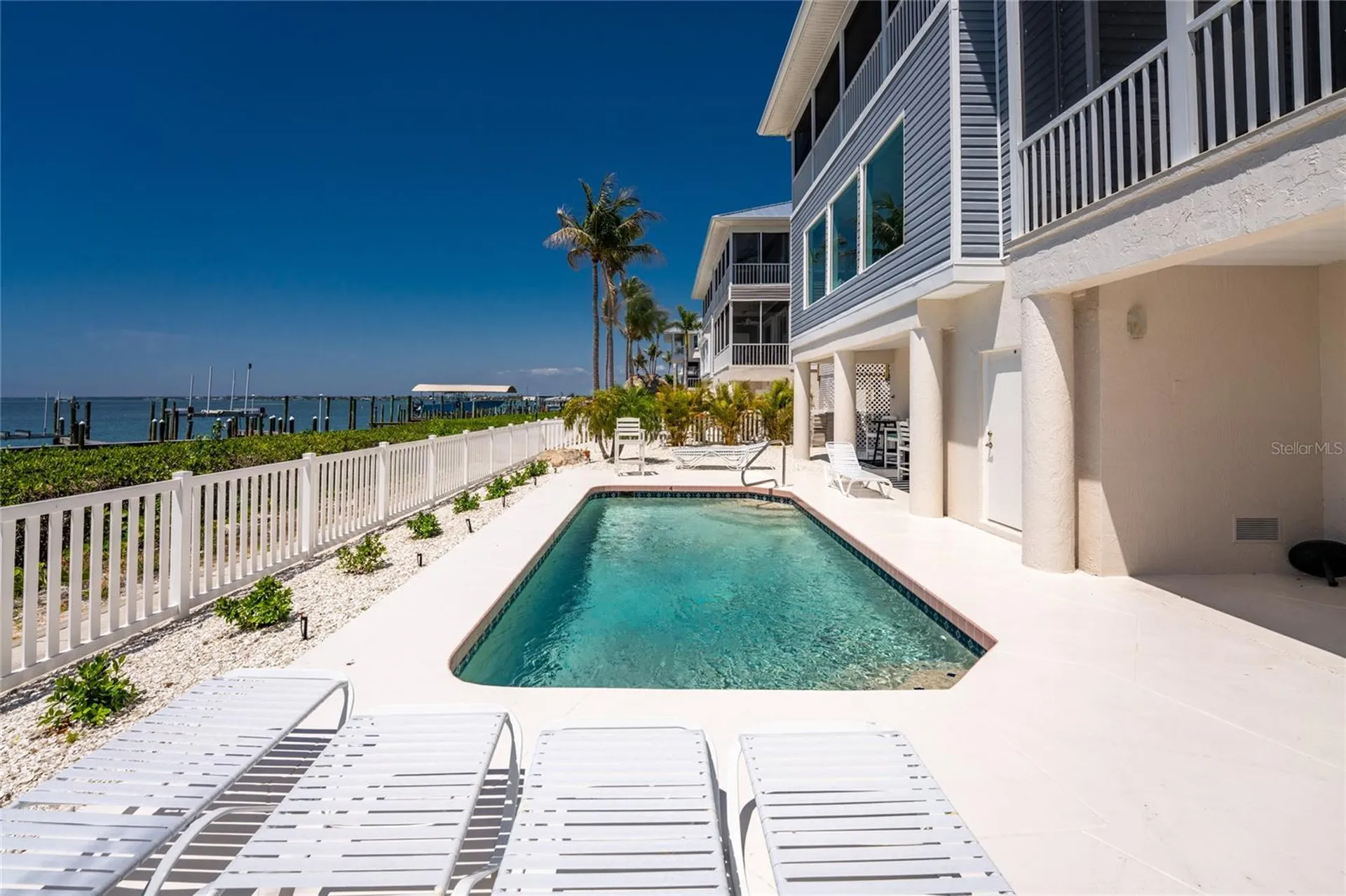 1390 Beach Road Englewood FL 34223