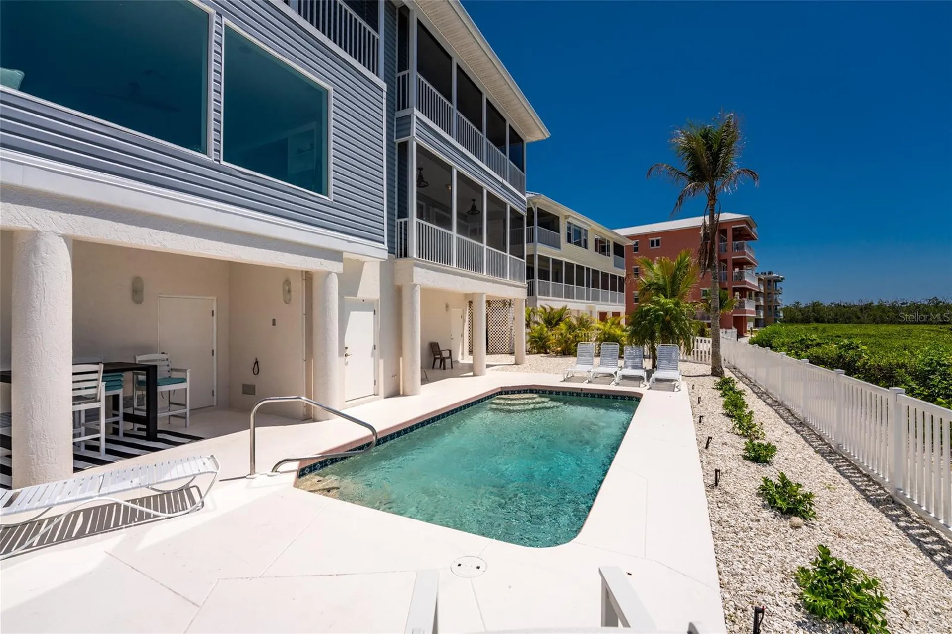 1390 Beach Road Englewood FL 34223