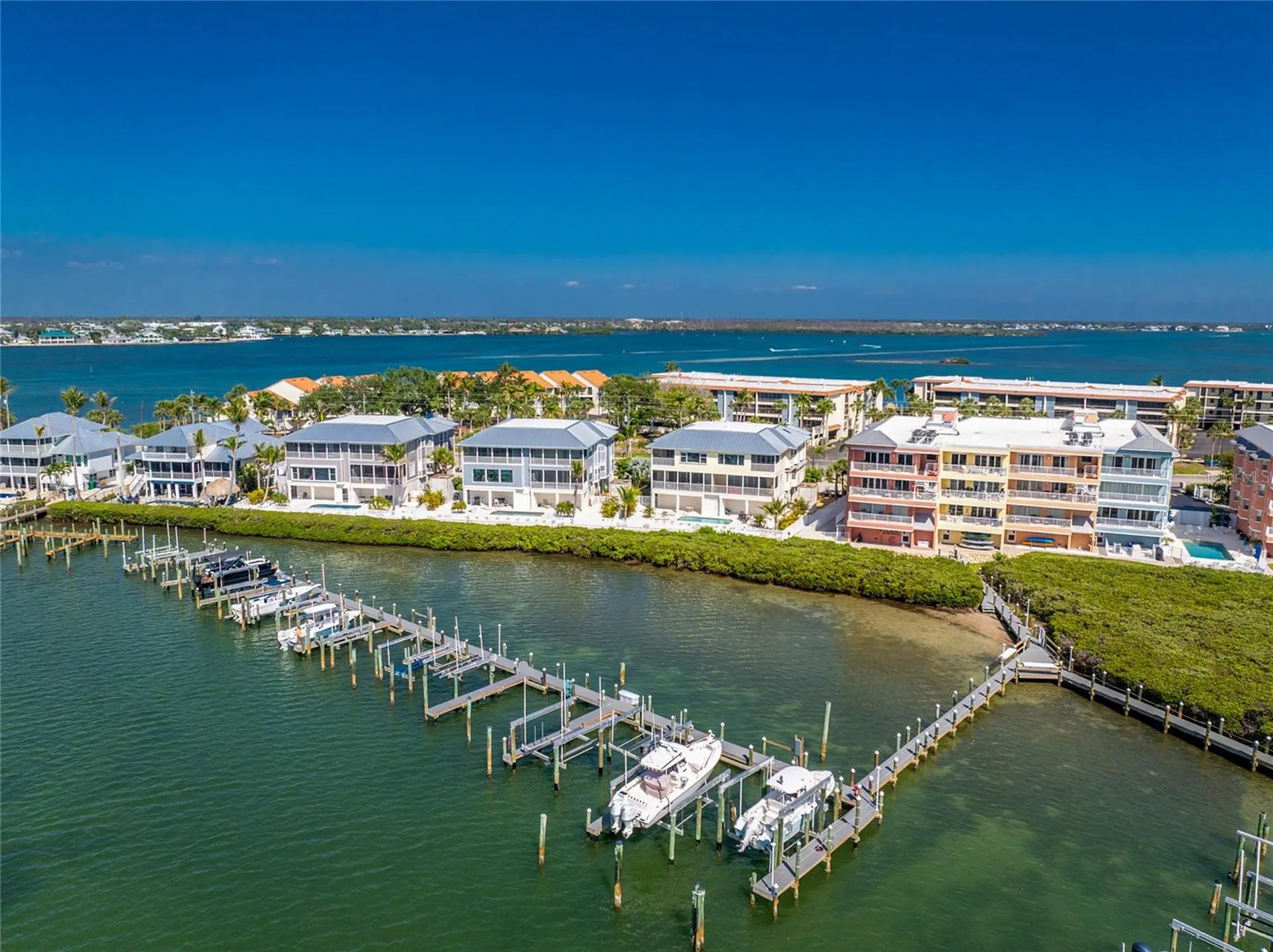 1390 Beach Road Englewood FL 34223