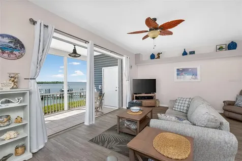 1390 Beach Road Englewood FL 34223