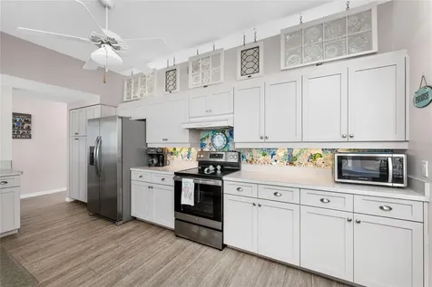 1390 Beach Road Englewood FL 34223