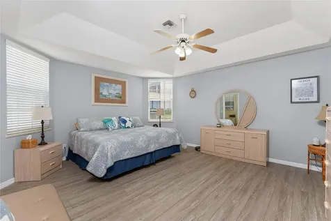 1390 Beach Road Englewood FL 34223