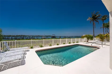 1390 Beach Road Englewood FL 34223