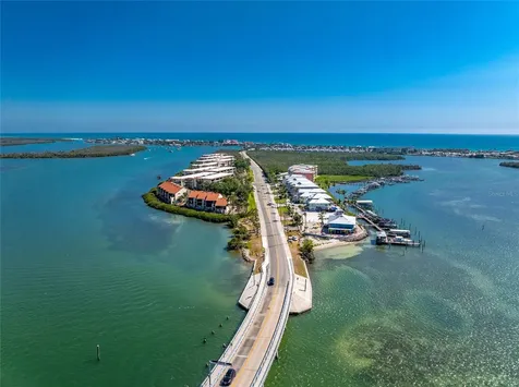1390 Beach Road Englewood FL 34223