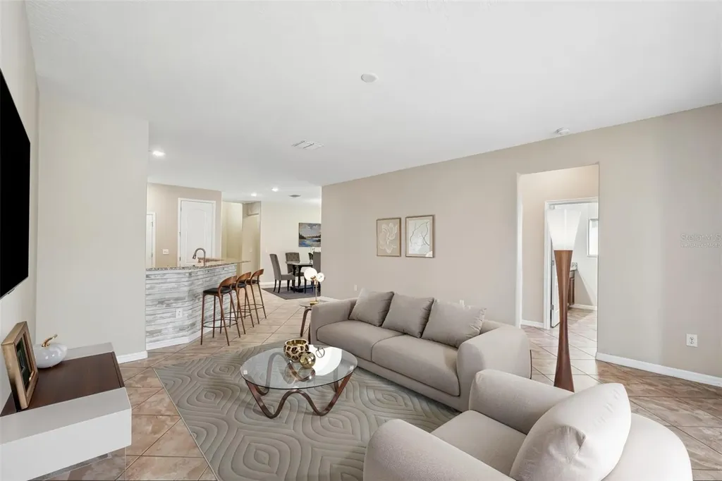 2426 Cumberland Cliff Drive Ruskin FL 33570