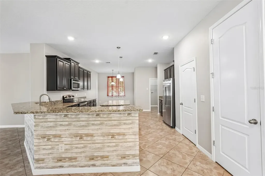 2426 Cumberland Cliff Drive Ruskin FL 33570