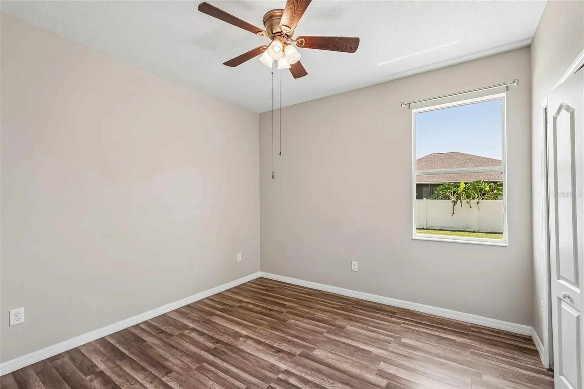 2426 Cumberland Cliff Drive Ruskin FL 33570