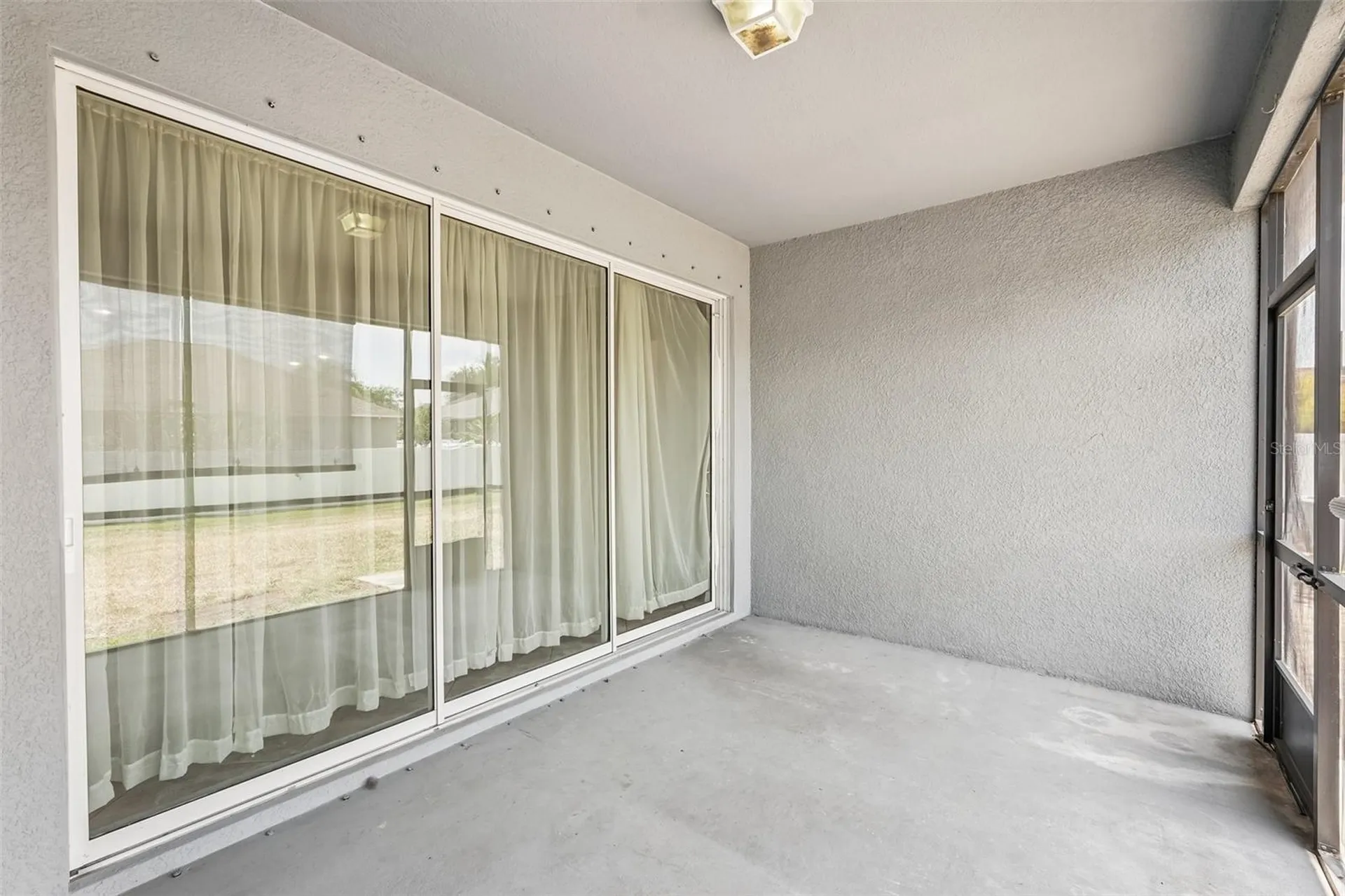 2426 Cumberland Cliff Drive Ruskin FL 33570