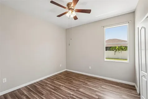 2426 Cumberland Cliff Drive Ruskin FL 33570